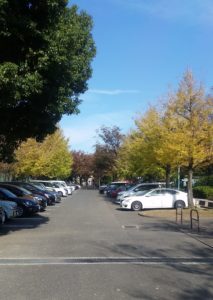萩中公園　駐車場完備です。