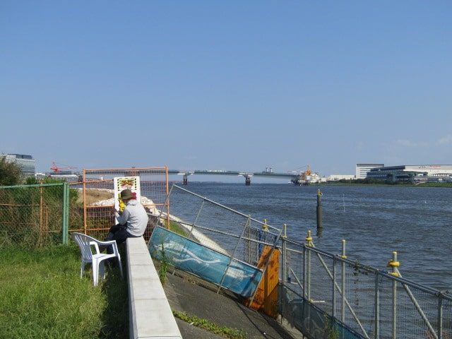 多摩川の河口付近羽田空港の入り口です。