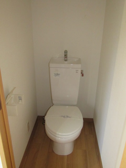 小沢第１コーポのトイレです。