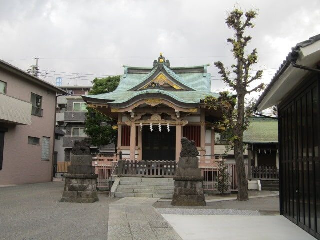大田区大森中の三輪神社です。