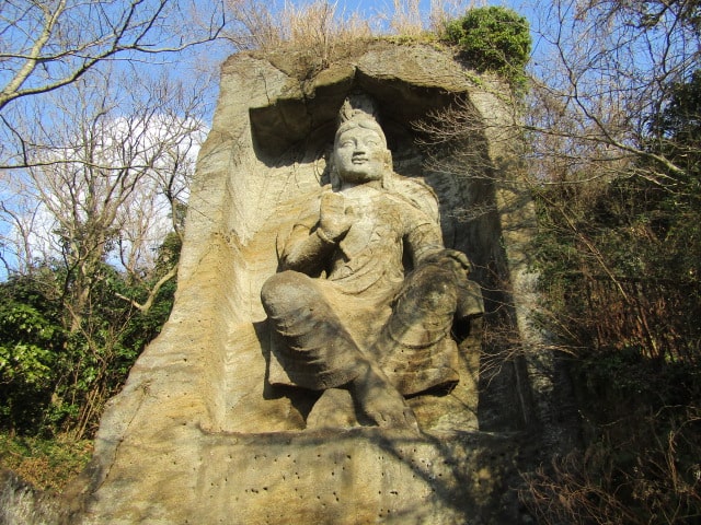 高取山の仏の像です。