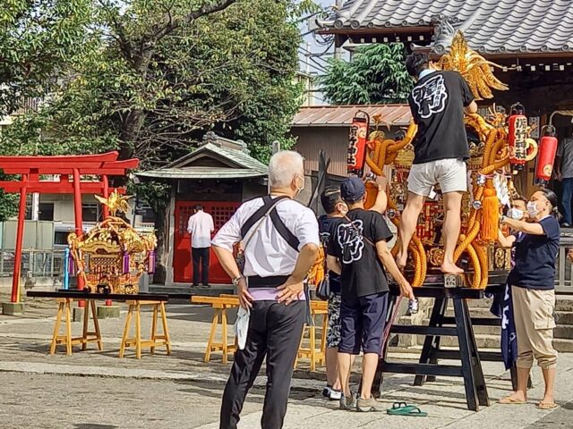 令和４年浜竹天祖神社の神輿披露の準備のようす。