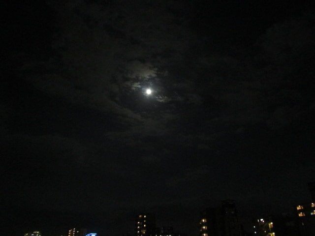 十五夜で満月