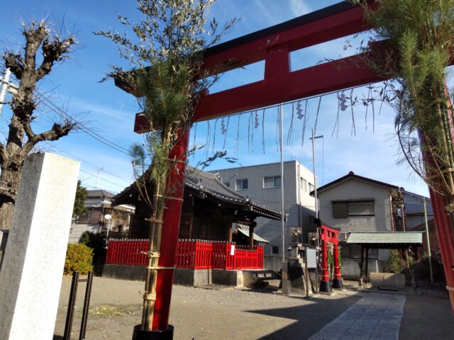 西糀谷の三徳稲荷神社